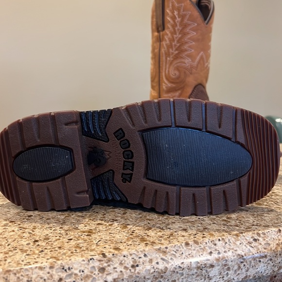 New Rocky Boots - Picture 3 of 4